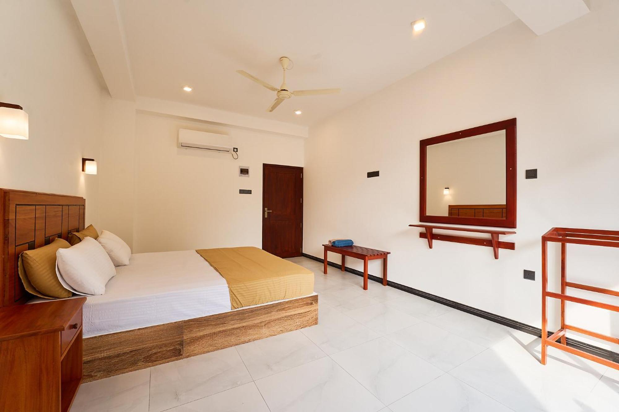 The Catipe Lodge 希克杜沃 外观 照片
